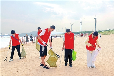 潔凈海灘 守護(hù)蔚藍(lán)